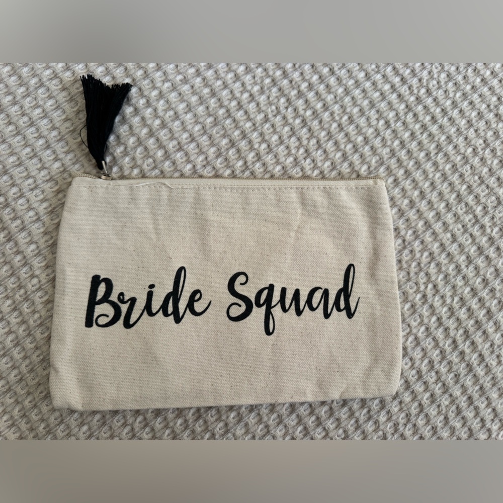 SET OF 4 CANVAS BRIDE SQUAD BAGS - Picture 7 of 7